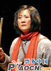 沈陽軍區(qū)政治部文工團(tuán)話劇《風(fēng)雪漫過那座山》