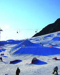 石京龍滑雪場