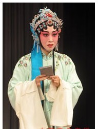 折子戲《孽海記?下山》、《療妒羹?題曲》、《百花記?贈劍》