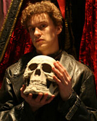英國ＴＮＴ劇院原版莎翁經(jīng)典話劇《哈姆雷特》 Hamlet by TNT Theatre Britain