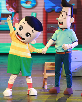 大型卡通舞臺(tái)劇《新大頭兒子和小頭爸爸》之生日的一天（6月）