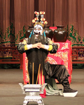 長安大戲院6月23日演出京劇《桃園三結義》