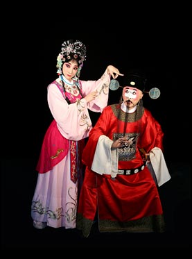 京劇《春草闖堂》